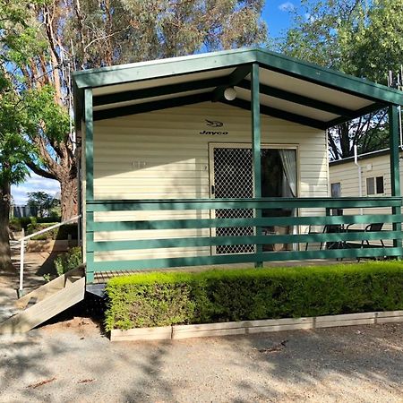 Tatura Cabin & Caravan Park Extérieur photo