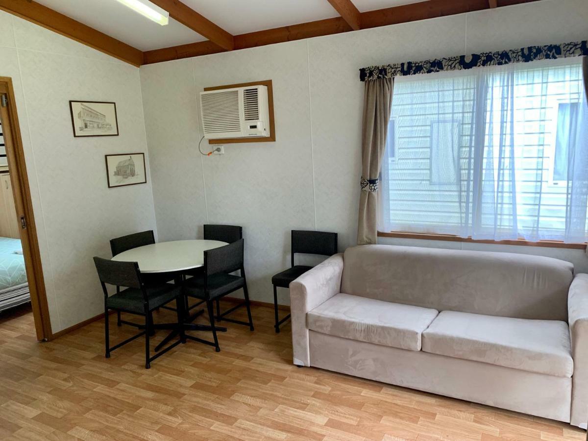 Tatura Cabin & Caravan Park Extérieur photo